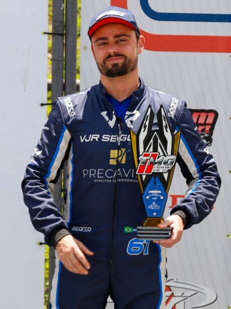 WELLINGTON VALENTE DE ARAUJO JUNIOR